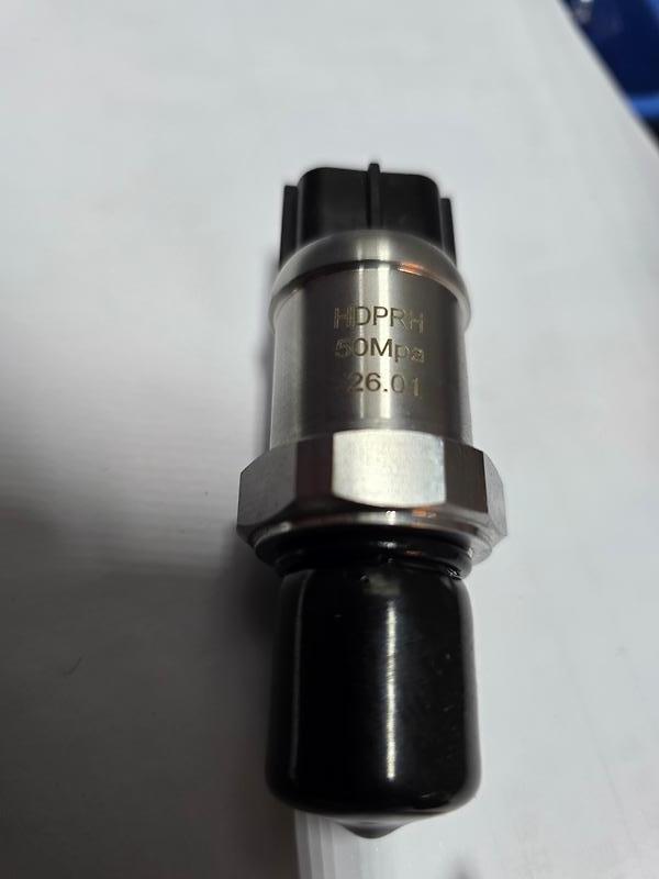 RVDT(각도 센서),LVDT(변위 센서),PRESSURE SENSOR 0~500BAR) 사진